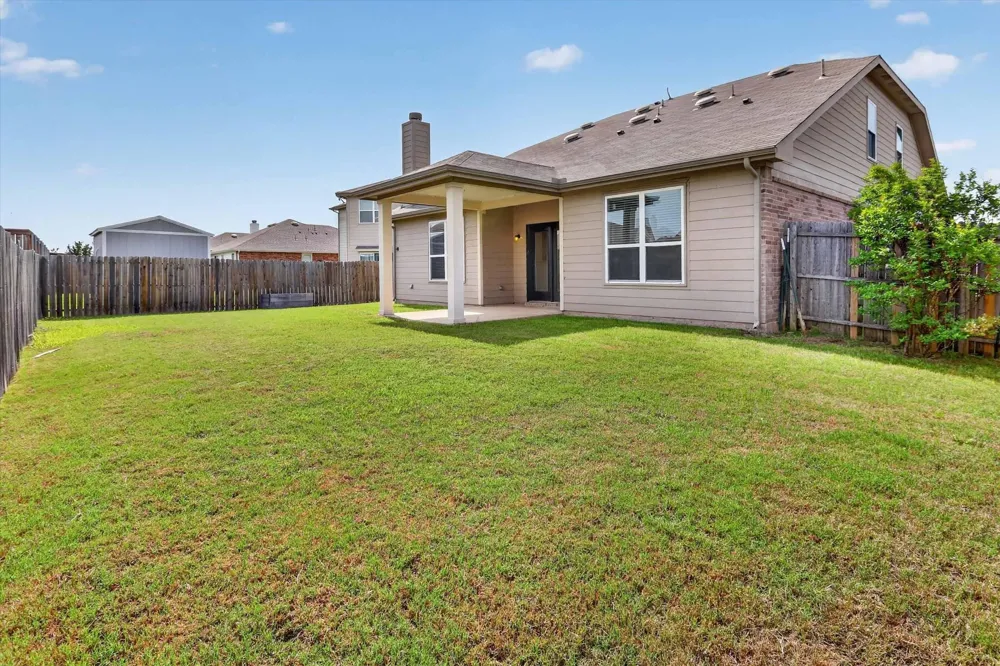1627 Kawati Way Krum, TX 76249
