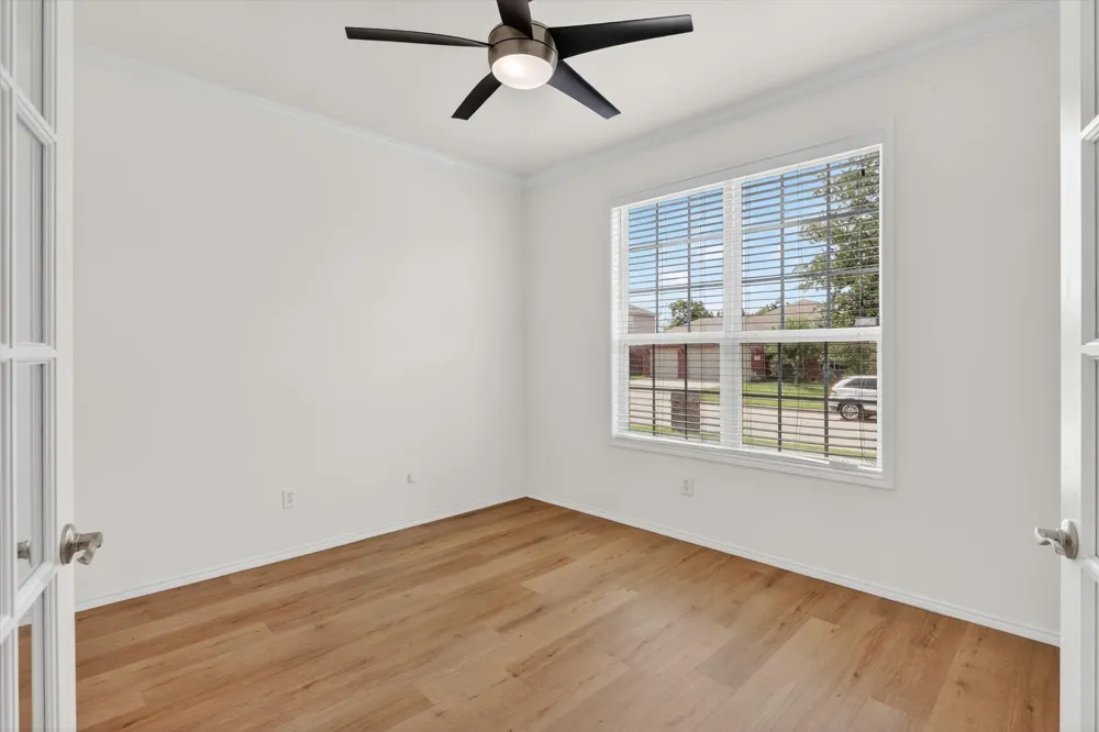 1627 Kawati Way Krum, TX 76249