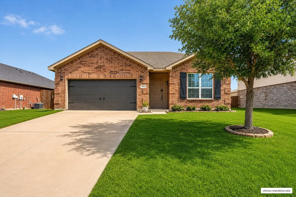 1627 Kawati Way Krum, TX 76249