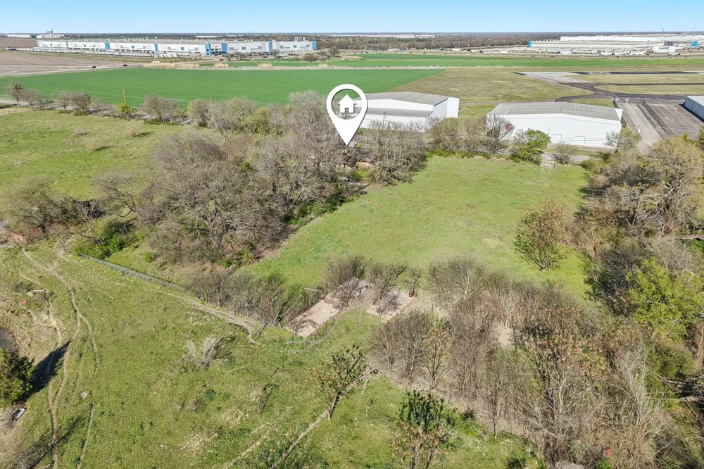 611 Ferris Road Lancaster, TX 75146