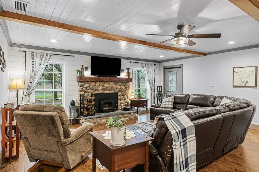 18541 FM 17 Canton, TX 75103