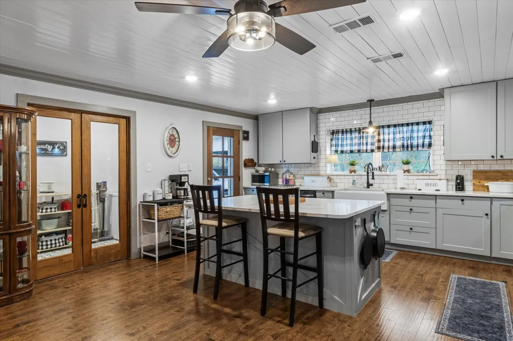 18541 FM 17 Canton, TX 75103