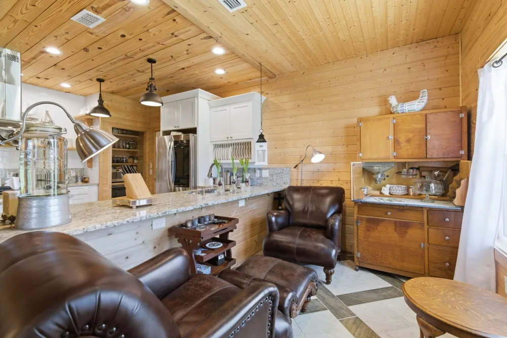 118 W Heath Street Hico, TX 76457