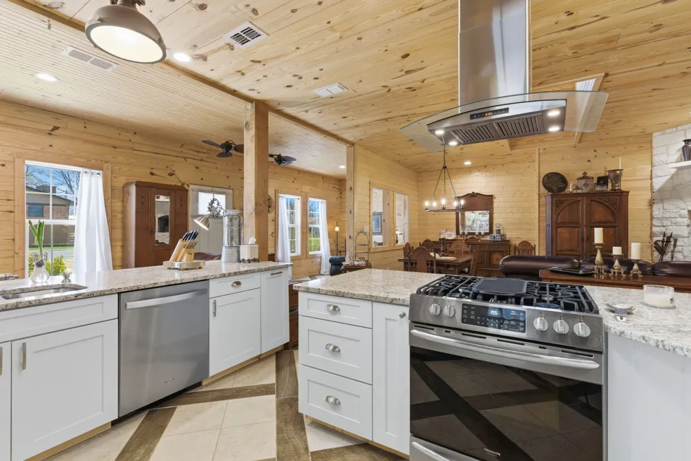 118 W Heath Street Hico, TX 76457