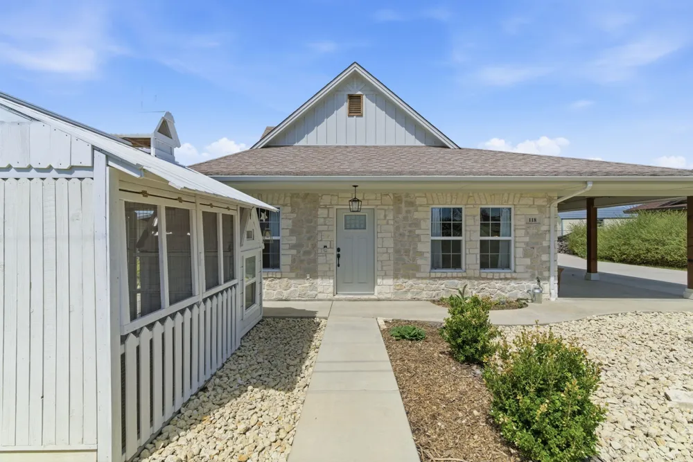 118 W Heath Street Hico, TX 76457