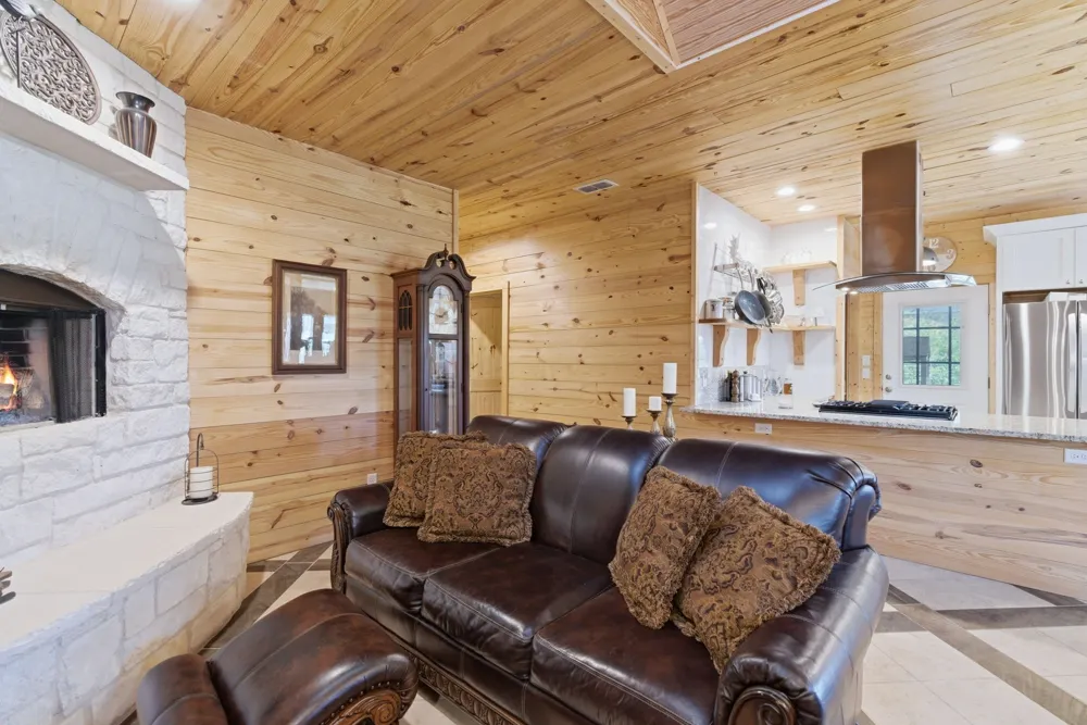 118 W Heath Street Hico, TX 76457