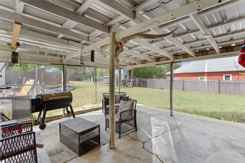 200 S Cleveland Meridian, TX 76665