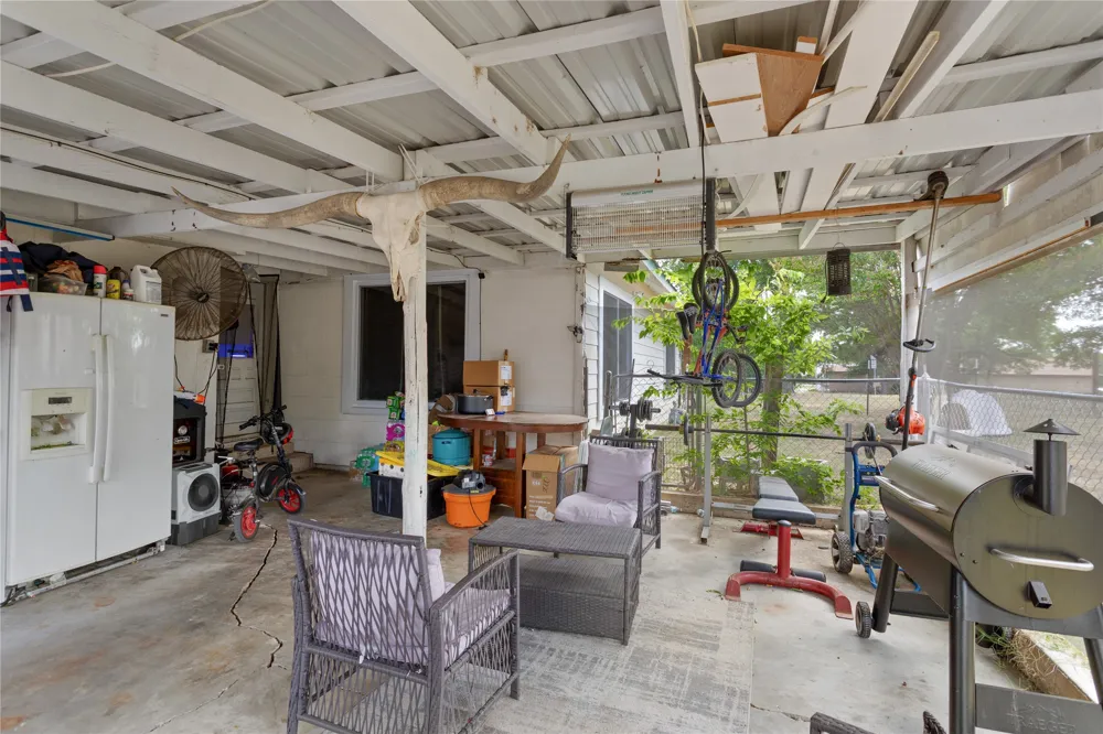 200 S Cleveland Meridian, TX 76665
