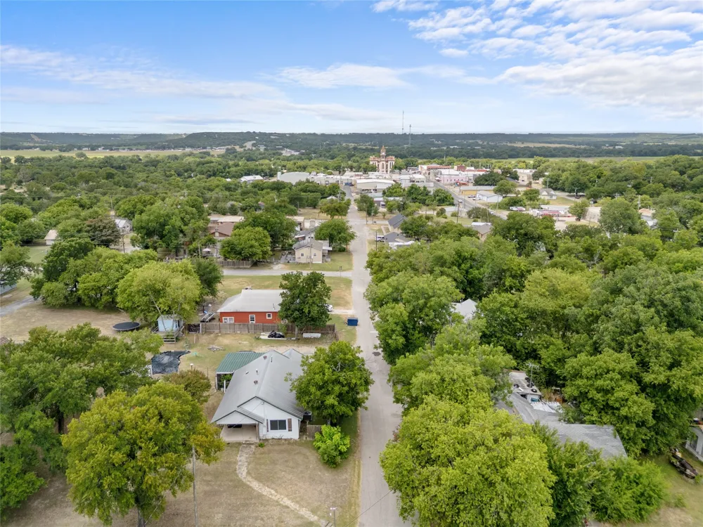 200 S Cleveland Meridian, TX 76665