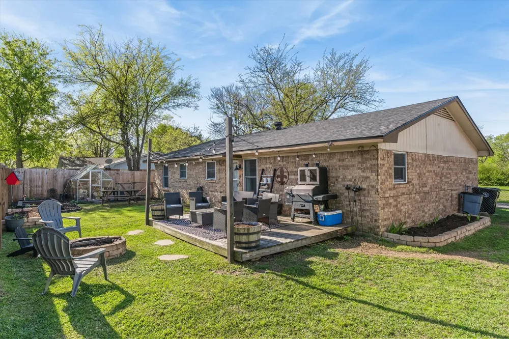 1035 Houston Street Wills Point, TX 75169