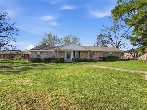 312 Charlie Drive