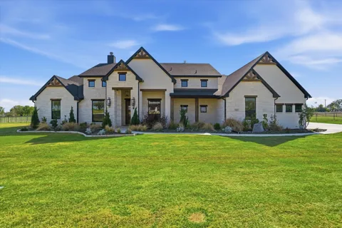 561 Royal Santana