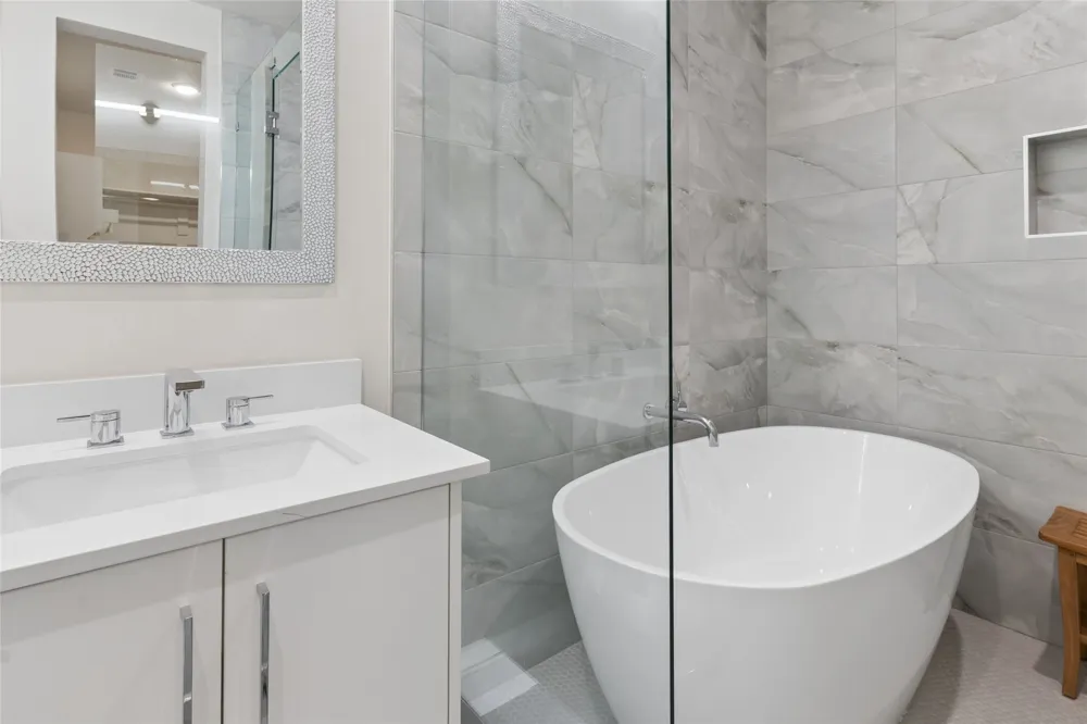 6607 Roper Street Dallas, TX 75209