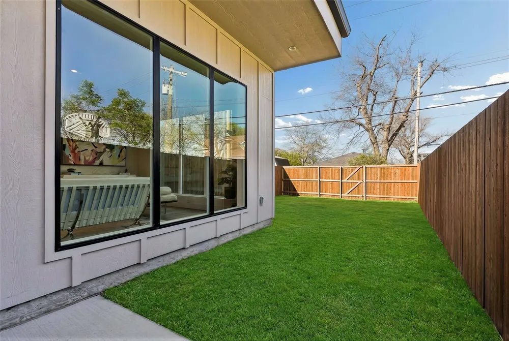 6607 Roper Street Dallas, TX 75209