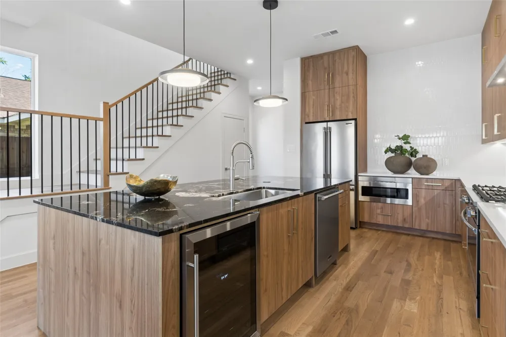 6607 Roper Street Dallas, TX 75209
