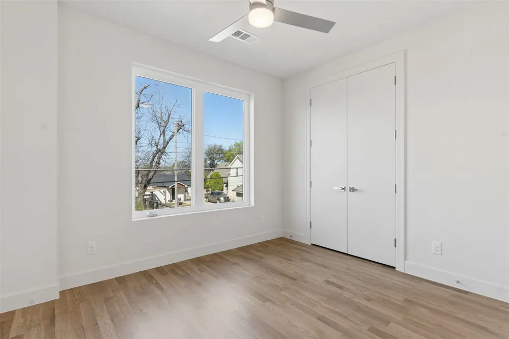6607 Roper Street Dallas, TX 75209
