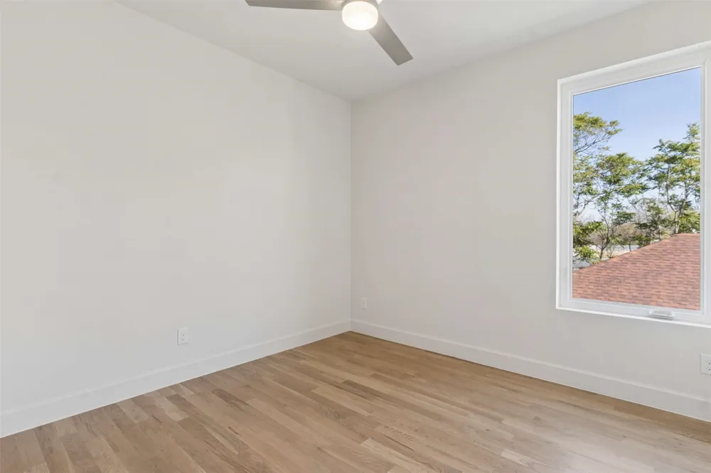 6607 Roper Street Dallas, TX 75209