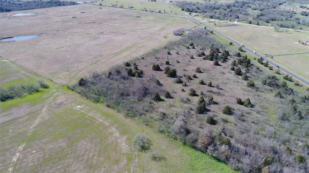 18 HWY 287 Mildred, TX 75109