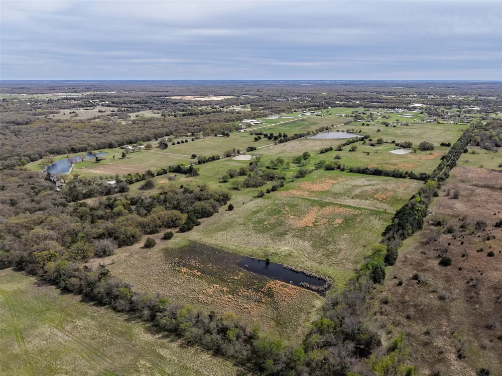 89 COUNTY ROAD 2546 Quinlan, TX 75474