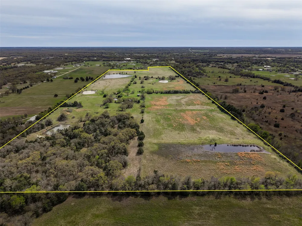 89 COUNTY ROAD 2546 Quinlan, TX 75474
