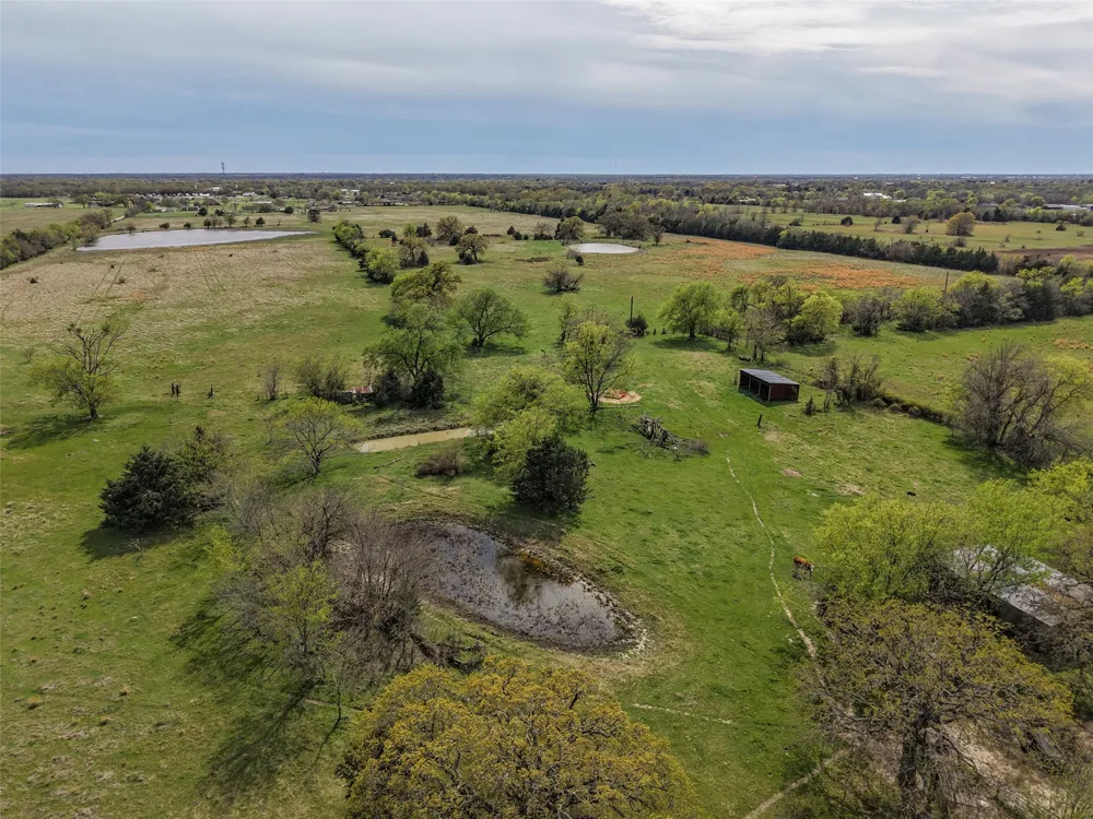 89 COUNTY ROAD 2546 Quinlan, TX 75474