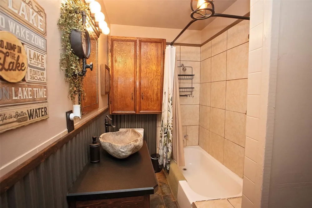 10234 County Road 198 Breckenridge, TX 76424