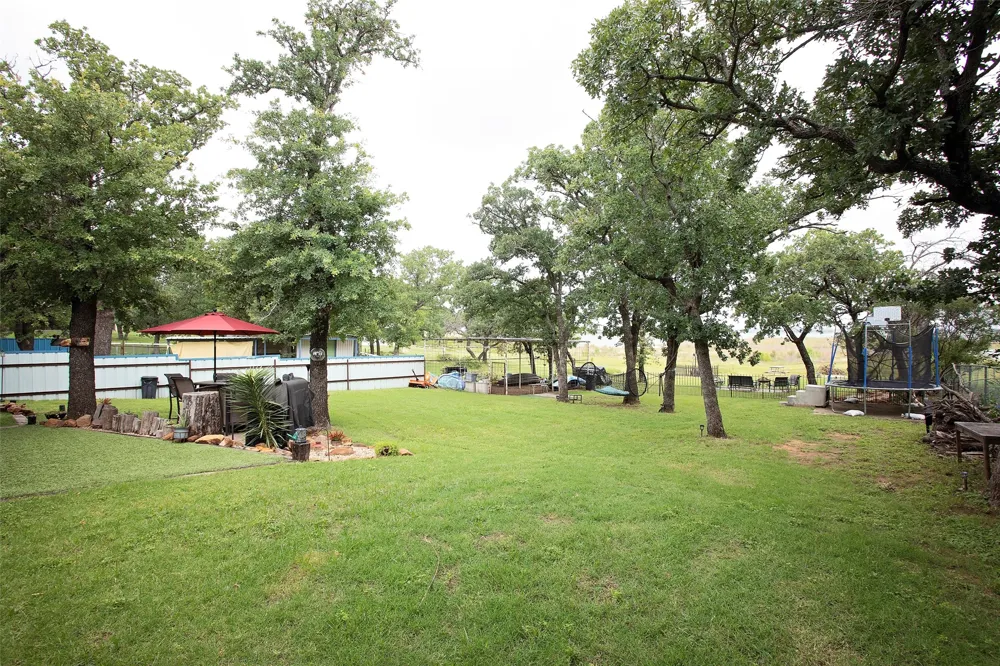 10234 County Road 198 Breckenridge, TX 76424