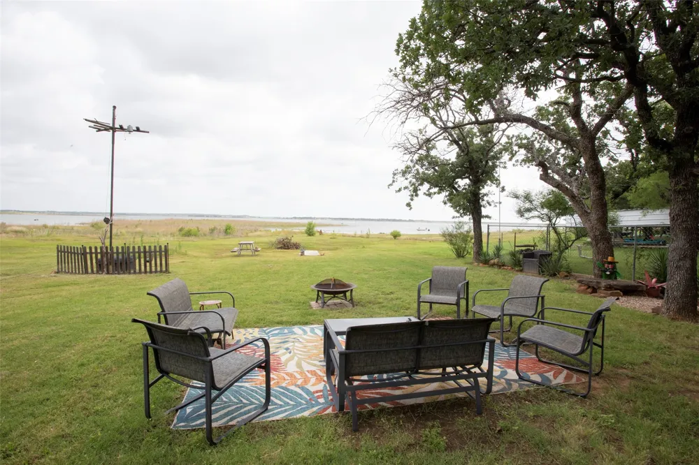 10234 County Road 198 Breckenridge, TX 76424