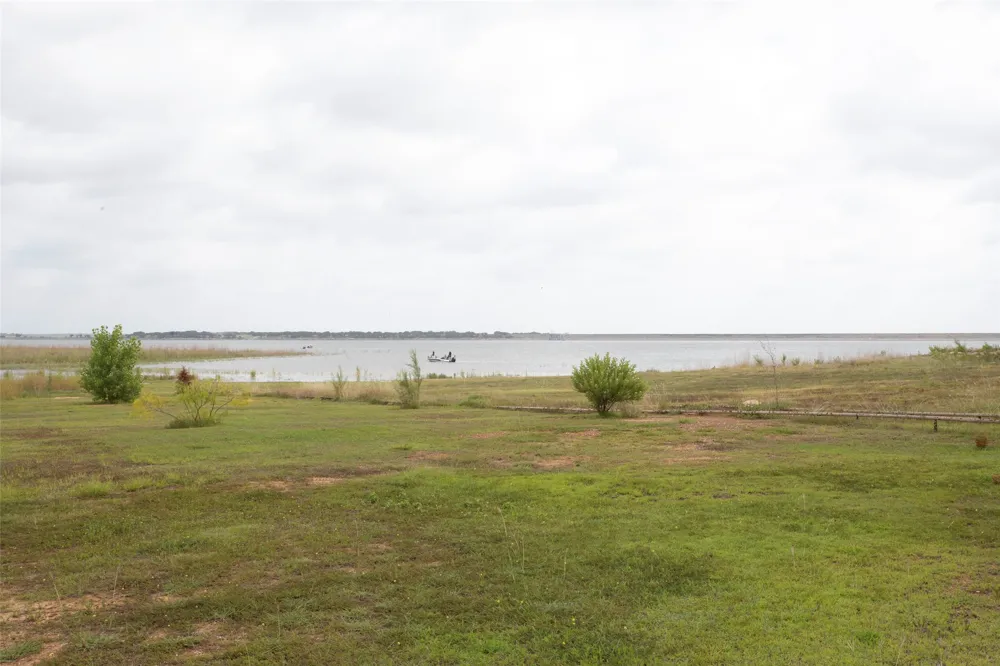 10234 County Road 198 Breckenridge, TX 76424