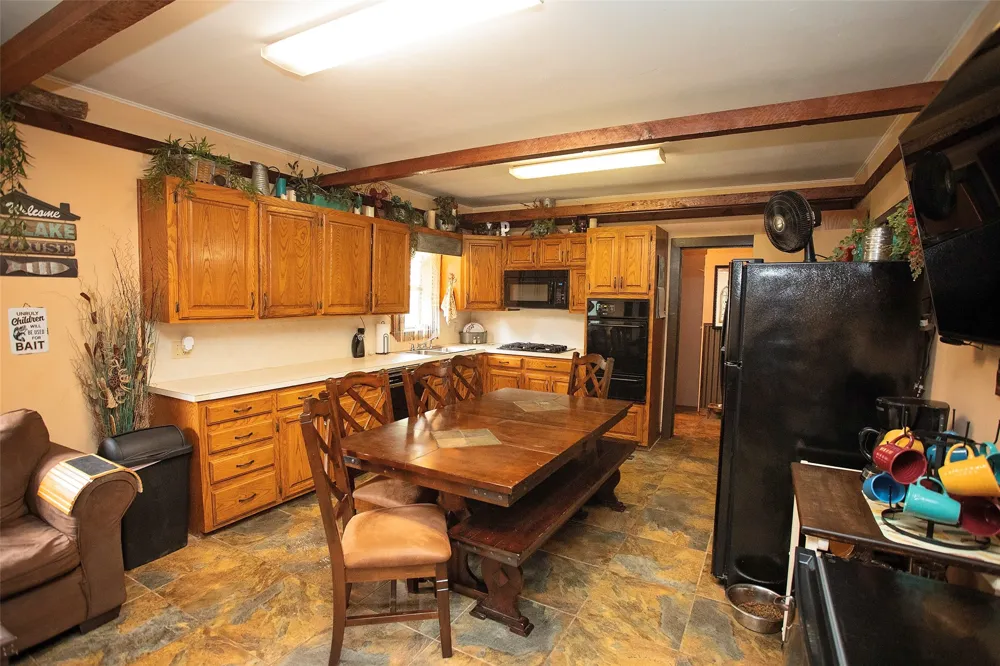 10234 County Road 198 Breckenridge, TX 76424
