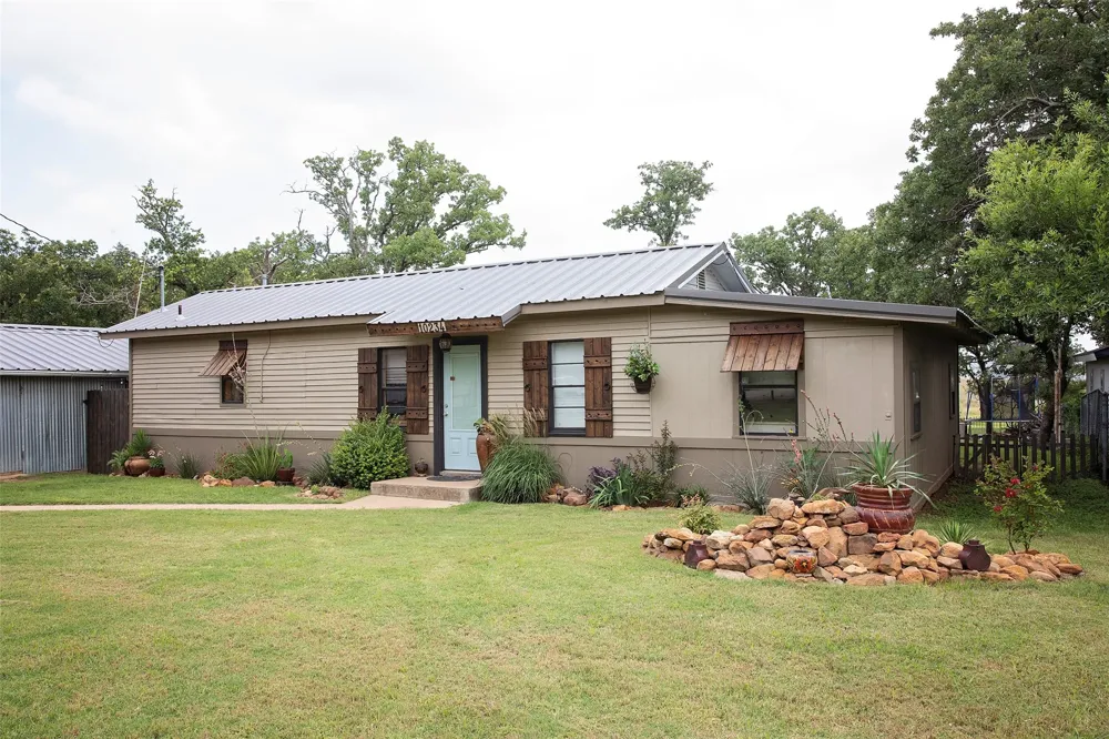 10234 County Road 198 Breckenridge, TX 76424