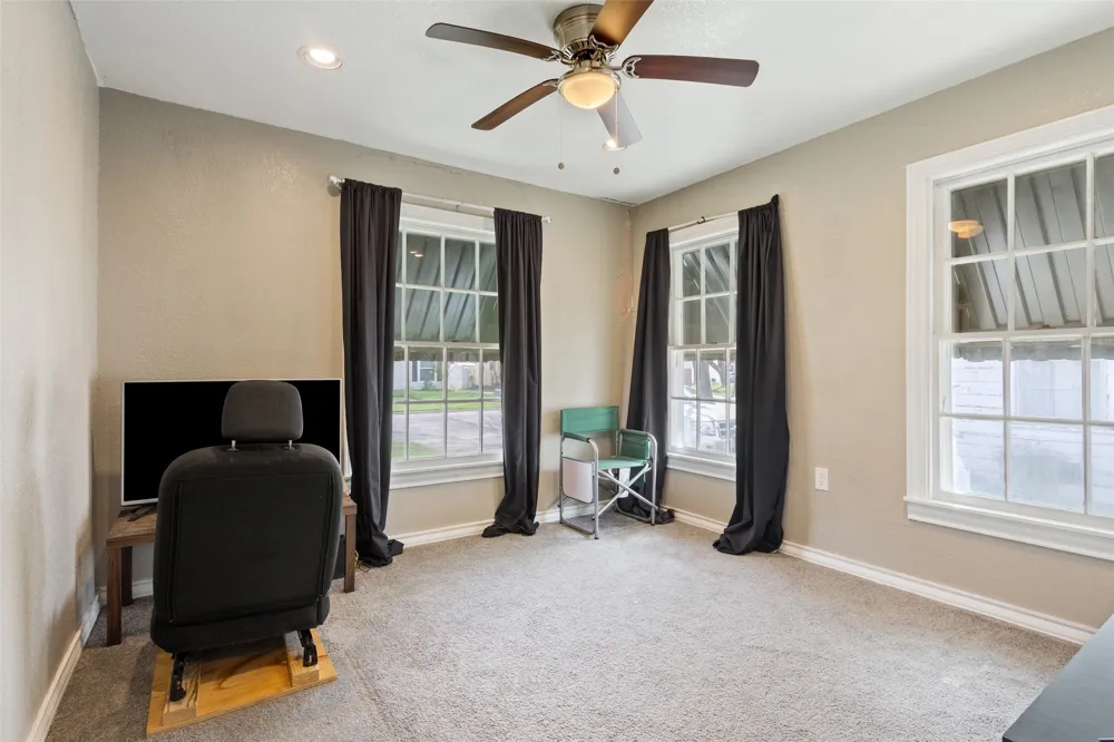 1206 Ashleman Street Bellmead, TX 76705