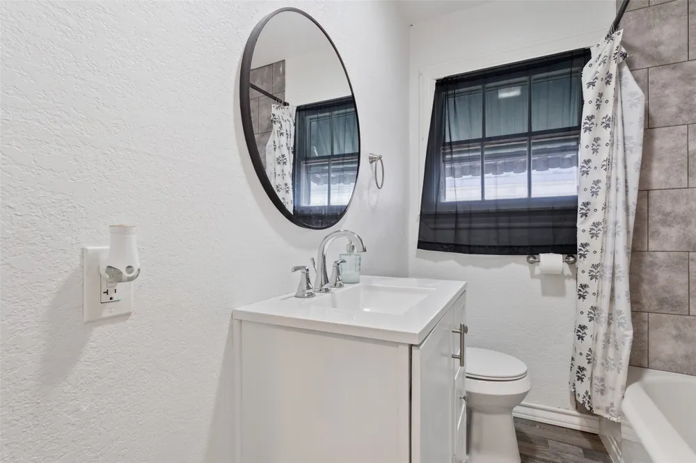 1206 Ashleman Street Bellmead, TX 76705