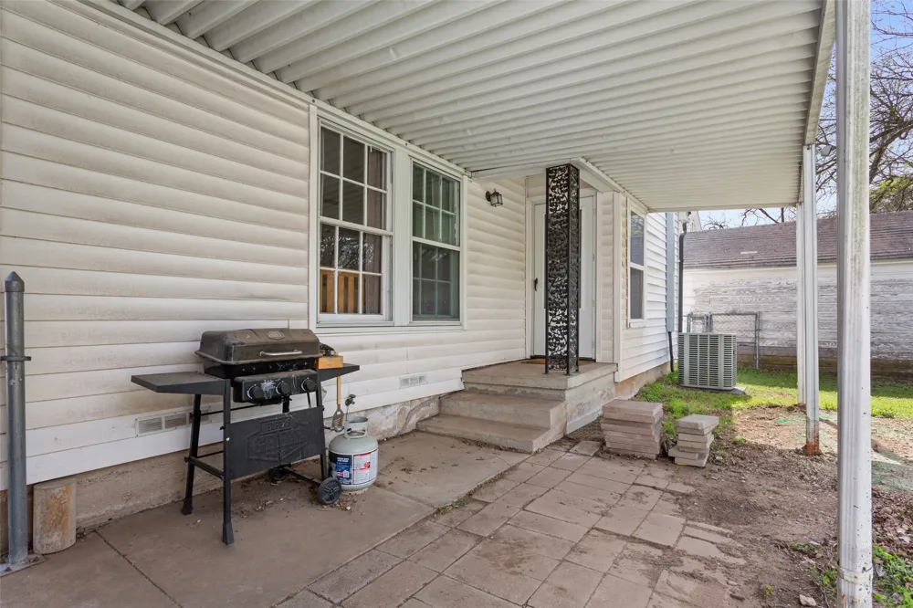 1206 Ashleman Street Bellmead, TX 76705