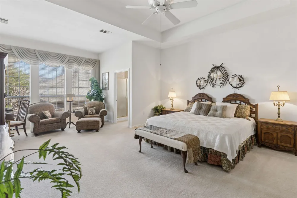 379 Southern Hills Drive Fairview, TX 75069