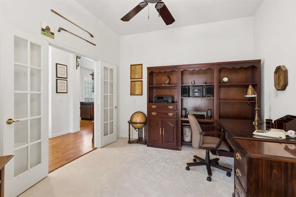 379 Southern Hills Drive Fairview, TX 75069