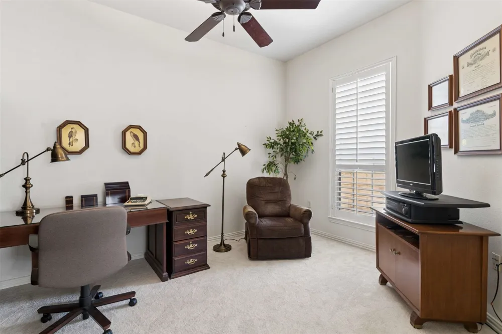 379 Southern Hills Drive Fairview, TX 75069