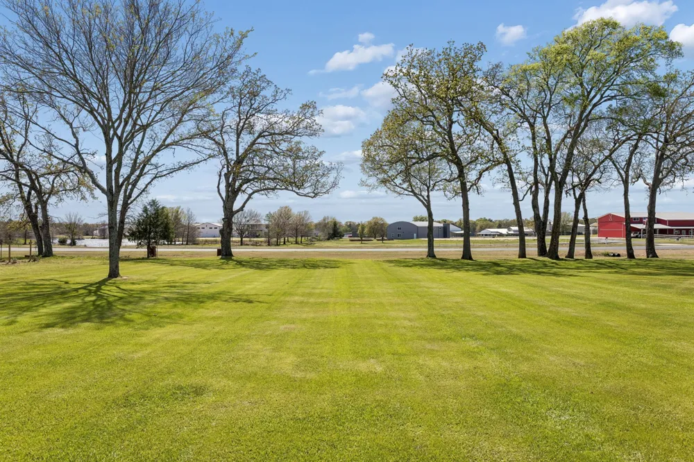 366 Private Road 7005 Edgewood, TX 75117