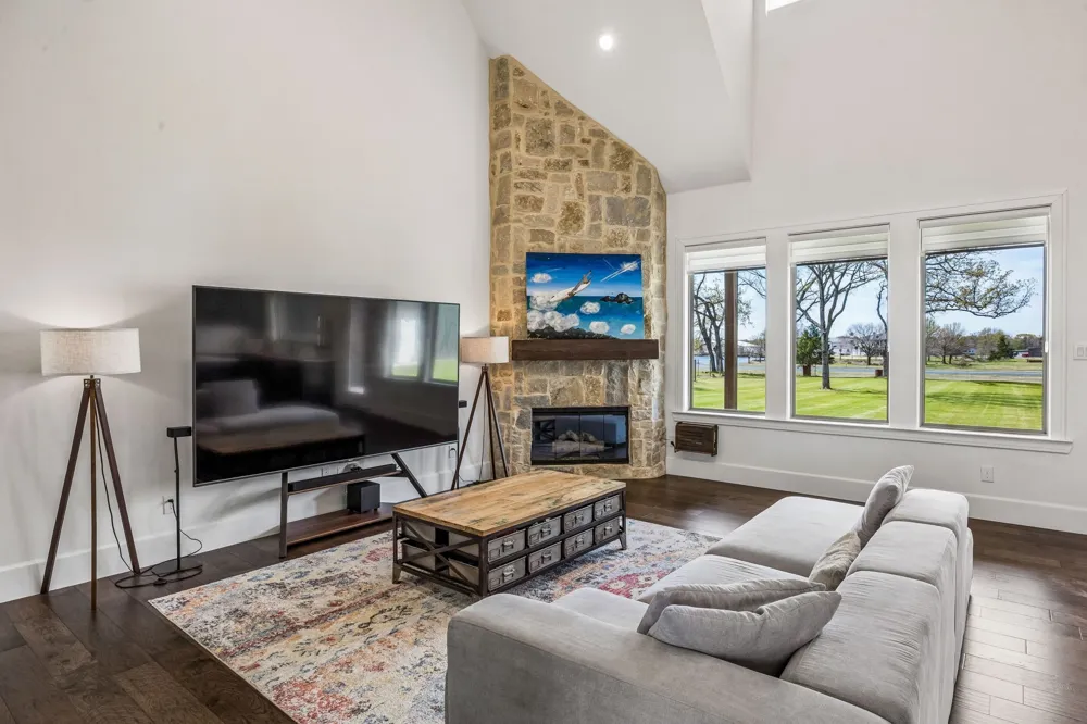 366 Private Road 7005 Edgewood, TX 75117