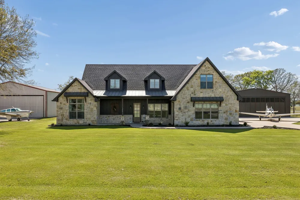 366 Private Road 7005 Edgewood, TX 75117