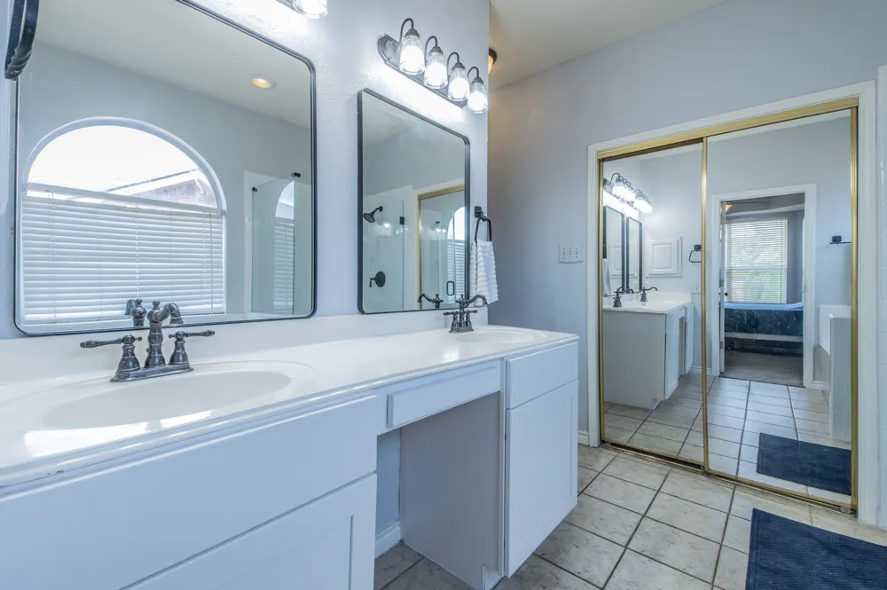 600 Alpine Cove Flower Mound, TX 75028