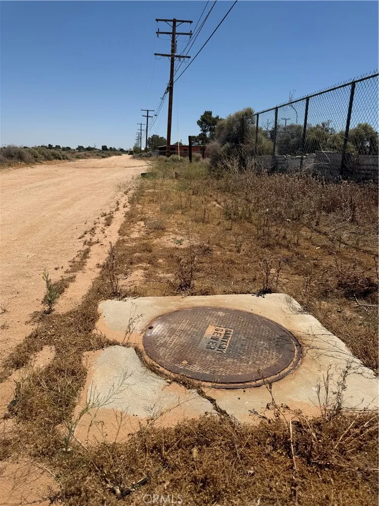 26081 20 Mule Team Boron, CA 93516