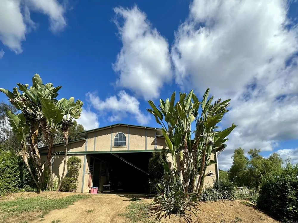 2357 Via Monserate Fallbrook, CA 92084