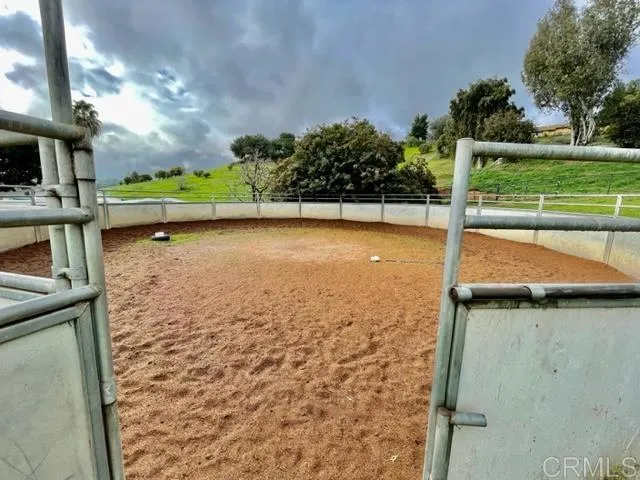 2357 Via Monserate Fallbrook, CA 92084