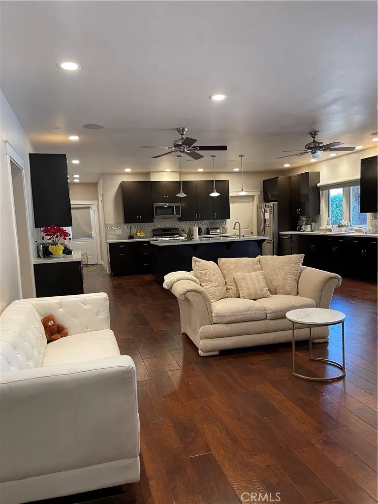 17183 Sunburst Sherwood Forest, CA 91325