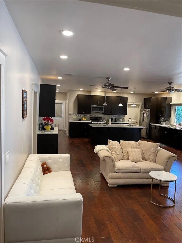 17183 Sunburst Sherwood Forest, CA 91325