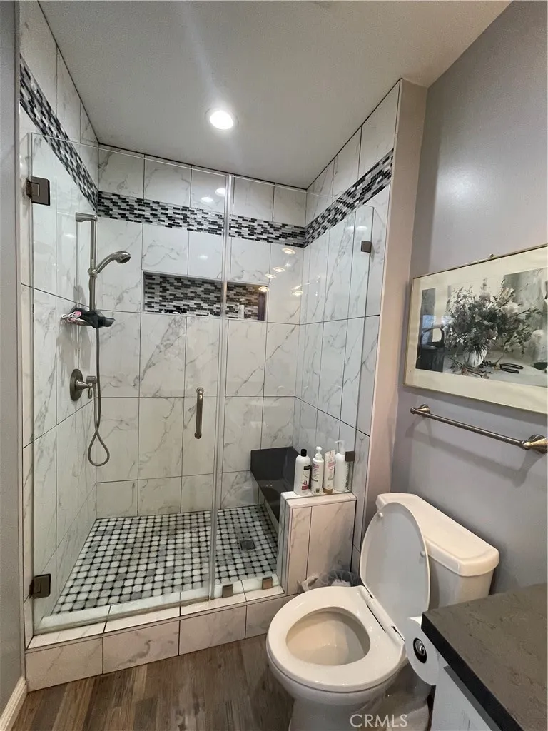 17183 Sunburst Sherwood Forest, CA 91325