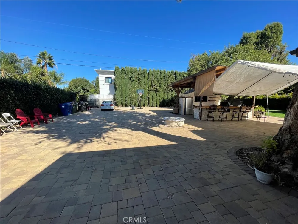 17183 Sunburst Sherwood Forest, CA 91325