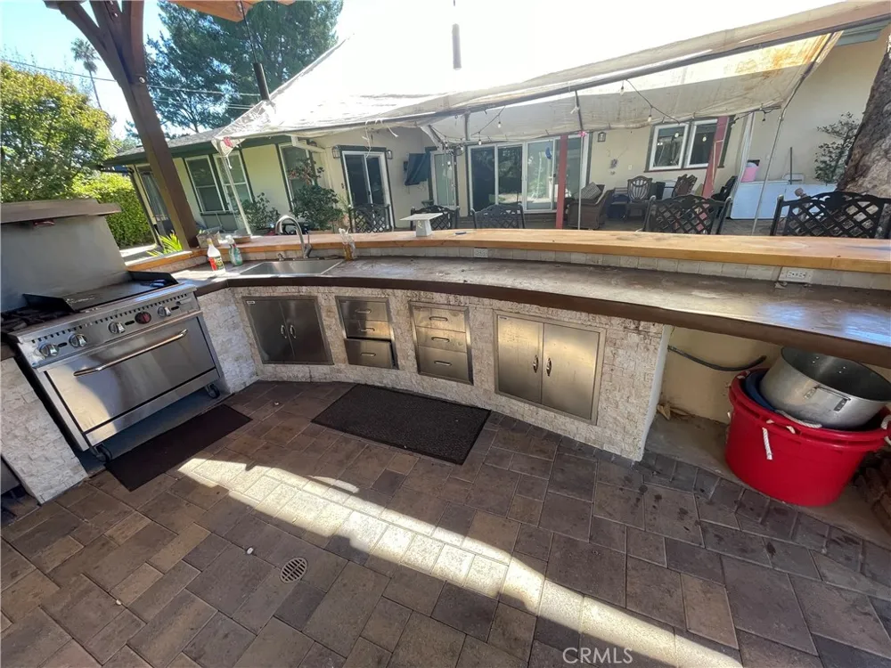 17183 Sunburst Sherwood Forest, CA 91325