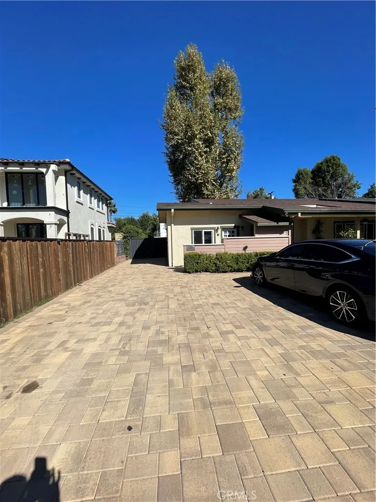 17183 Sunburst Sherwood Forest, CA 91325